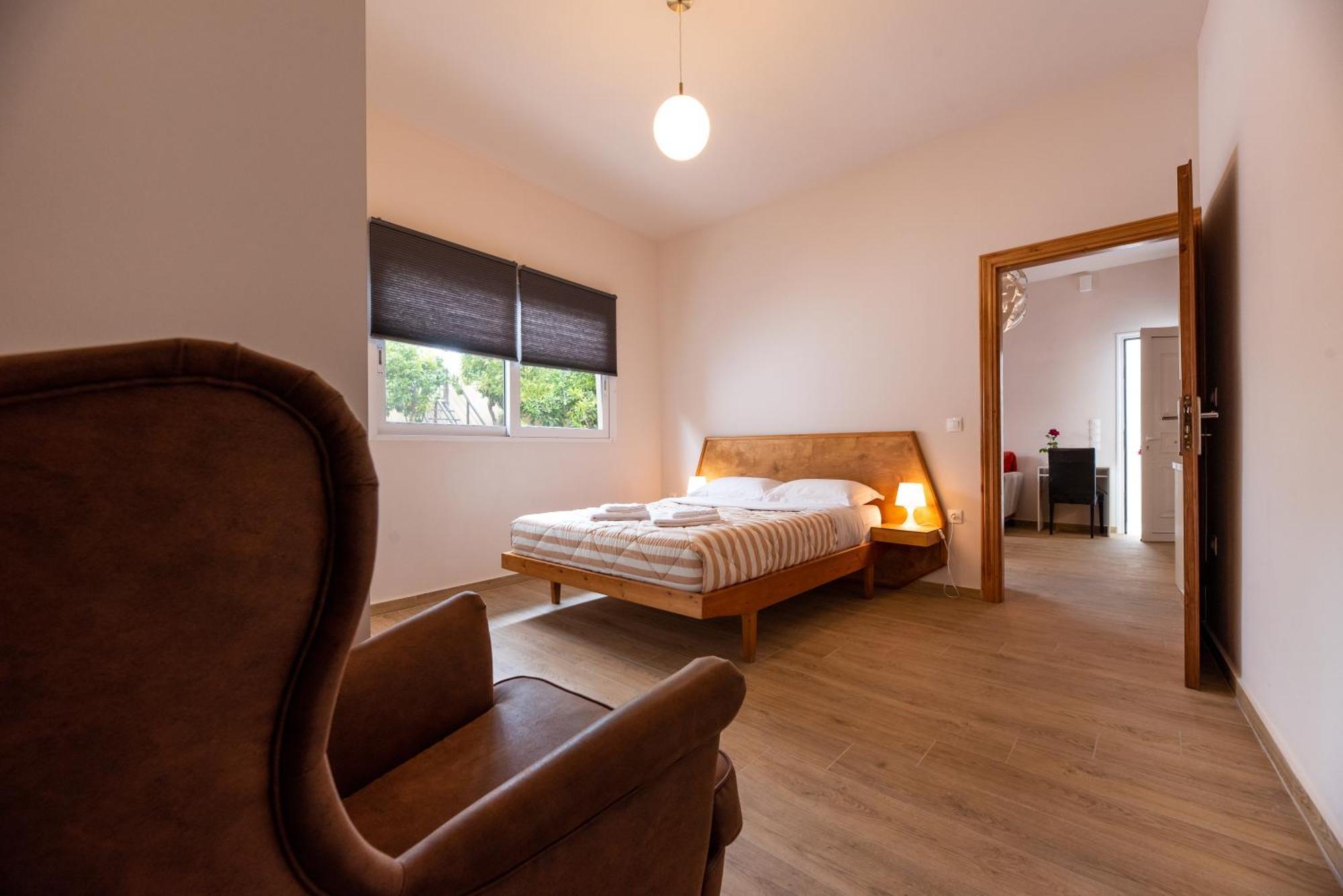Serenity - Brand New Apt Near Athens Int Arpt Spáta Eksteriør bilde